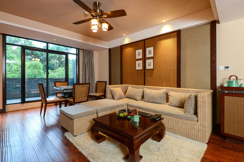 Landison Longjing Resort Hangzhou Exterior photo